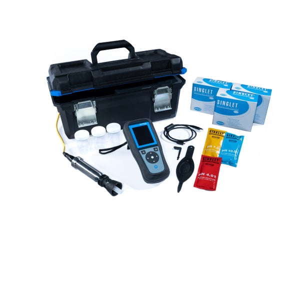 HQ1140 Portable Dedicated Conductivity/TDS Meter with Conductivity Electrode, 5 m Rugged Cable