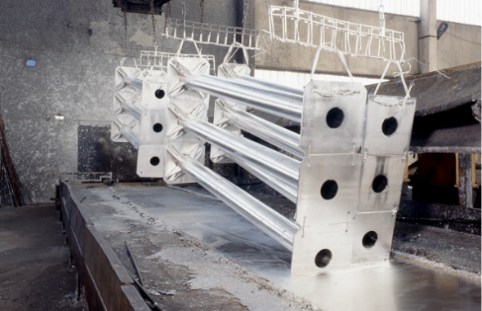 Plating-Industry_Immersion-Baths_Hot-Dip-Zinc-Galvanization_484x315.png